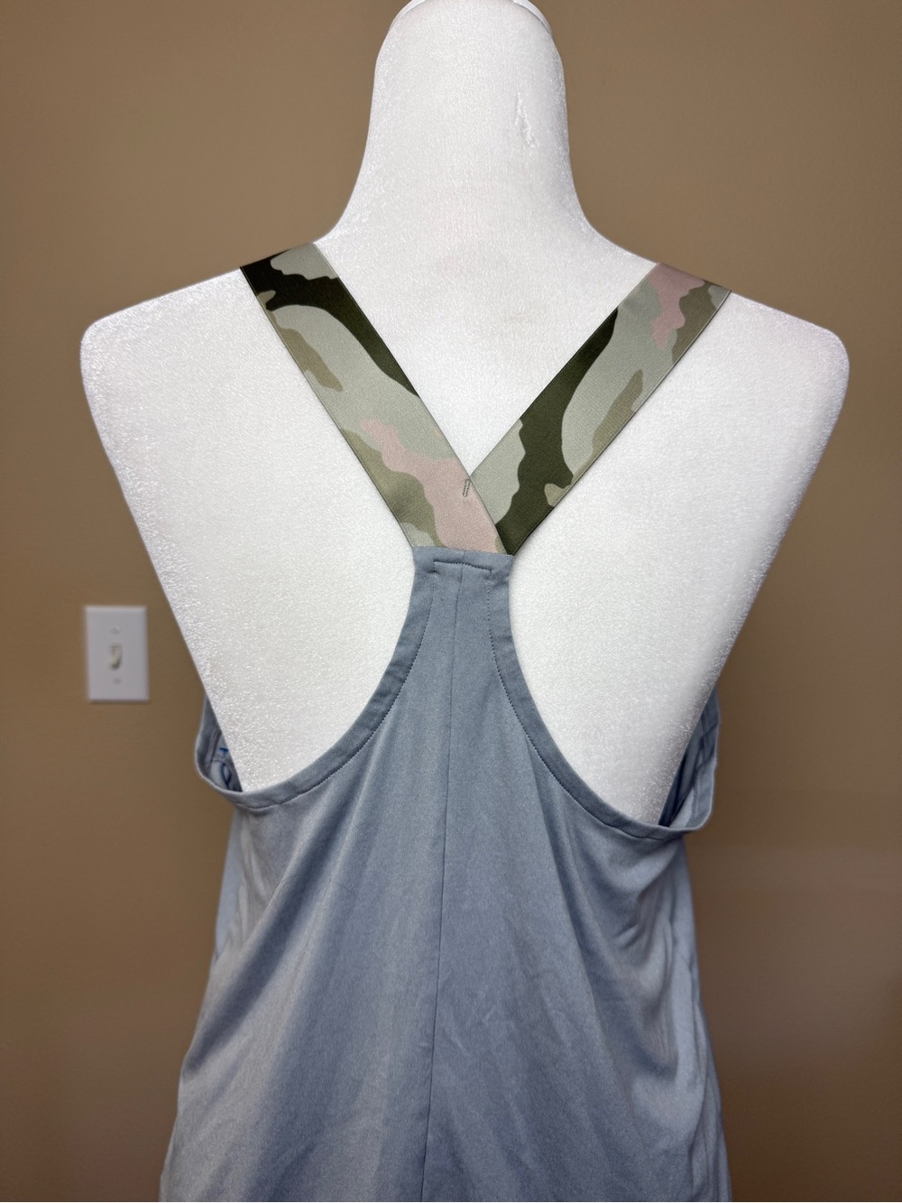 Nike Camo Strap Damen Tank Top Grey Size Large - Picture 6 of 8
